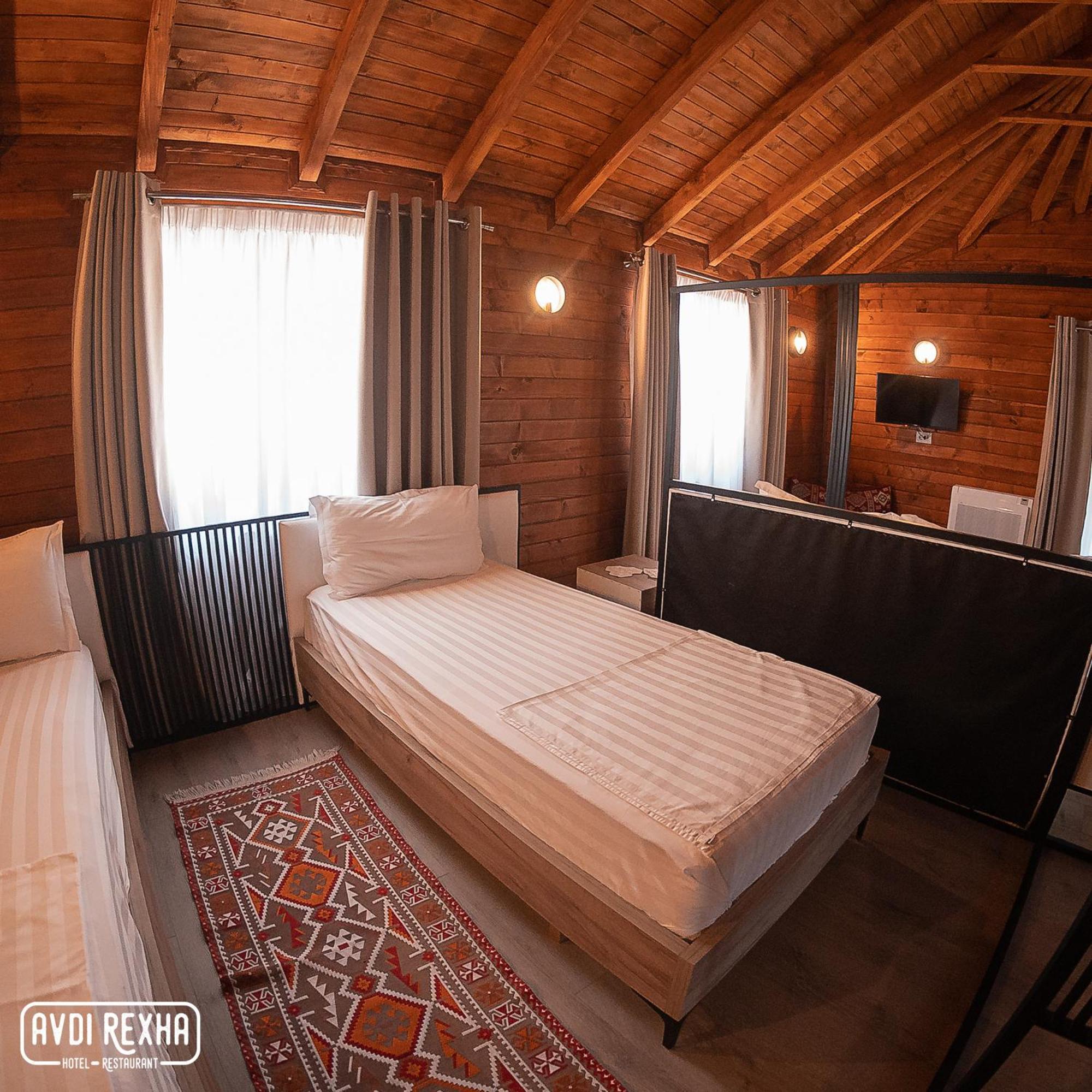 Hotel Avdi Rexha Bajram Curri Extérieur photo